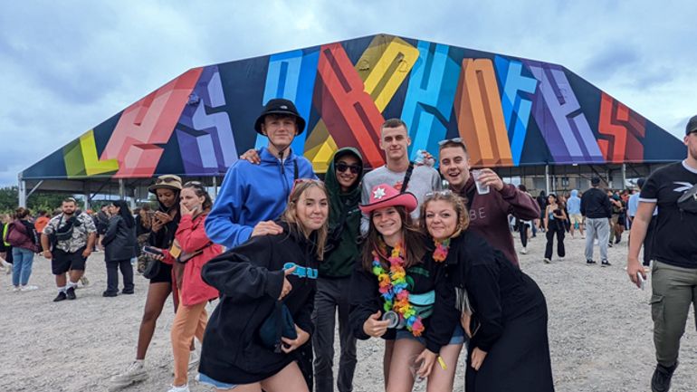 Festival Les Ardentes Cest Reparti Pour Quatre Jours Sur Le Nouveau