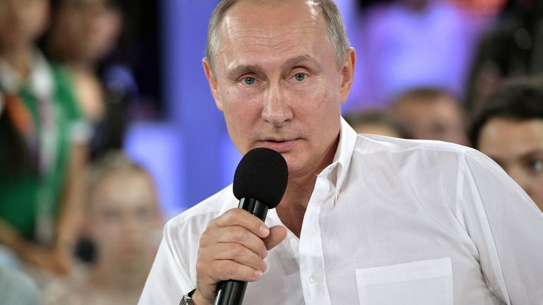 Poutine se dit une "personne ordinaire" qui aime Mozart et les romans historiques