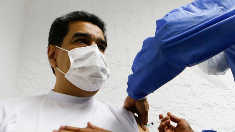 Coronavirus au Venezuela : Nicolas Maduro reçoit une dose du vaccin russe Spoutnik