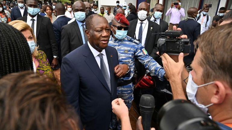 Présidentielle en Côte d'Ivoire : les dirigeants africains reconnaissent la victoire de Ouattara, de nouvelles violences éclatent