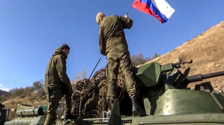 Conflit au Haut Karabakh : les forces de la paix russes arrivent dans la capitale du Karabakh