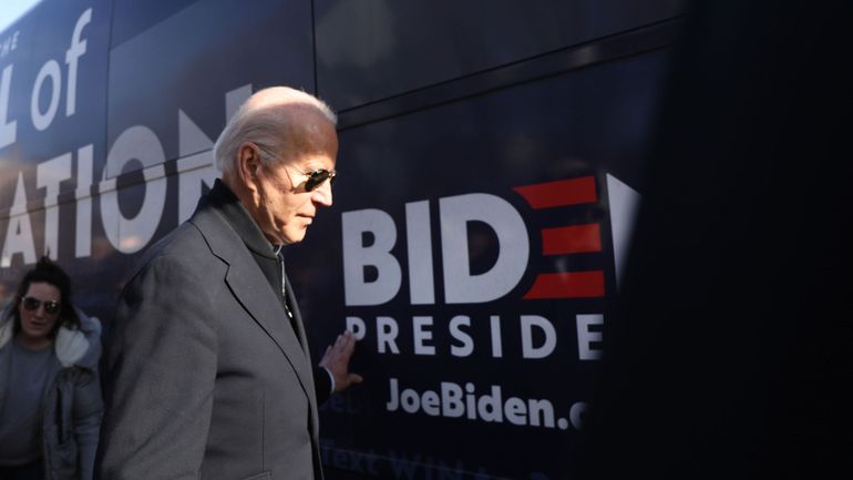 Présidentielle américaine 2020 : enquête ouverte après l'intimidation des pro-Trump autour du bus de campagne de Biden