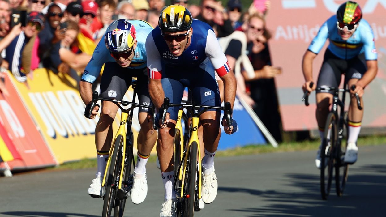 Laporte bat Van Aert dans le sprint final