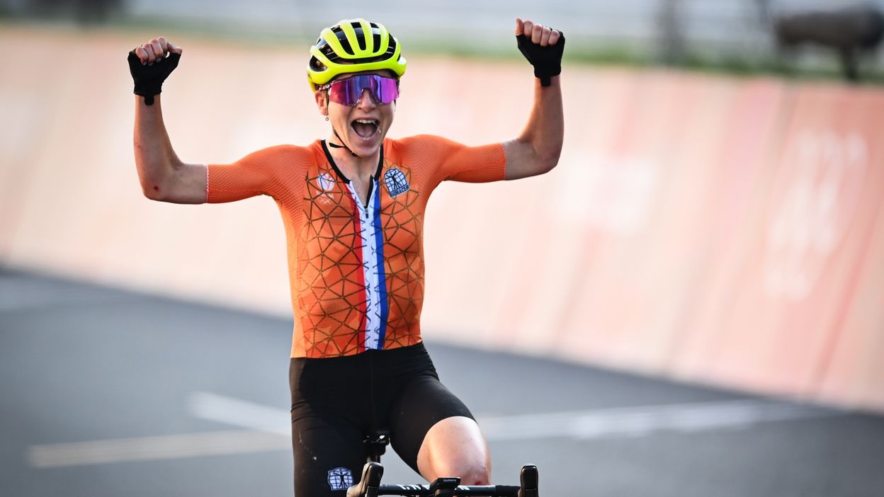 Van Vleuten pense avoir gagné l'or olympique... avant de réaliser qu'elle est 2e