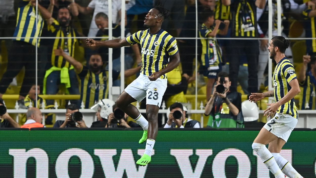 Michy Batshuayi offre la victoire à Fenerbahce contre le Dynamo Kiev et ouvre son compteur but sous ses nouvelles couleurs