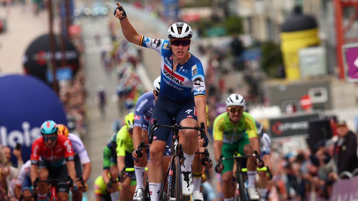 Tim Merlier surprend Jasper Philipsen et remporte la 2e étape du Tour de Belgique