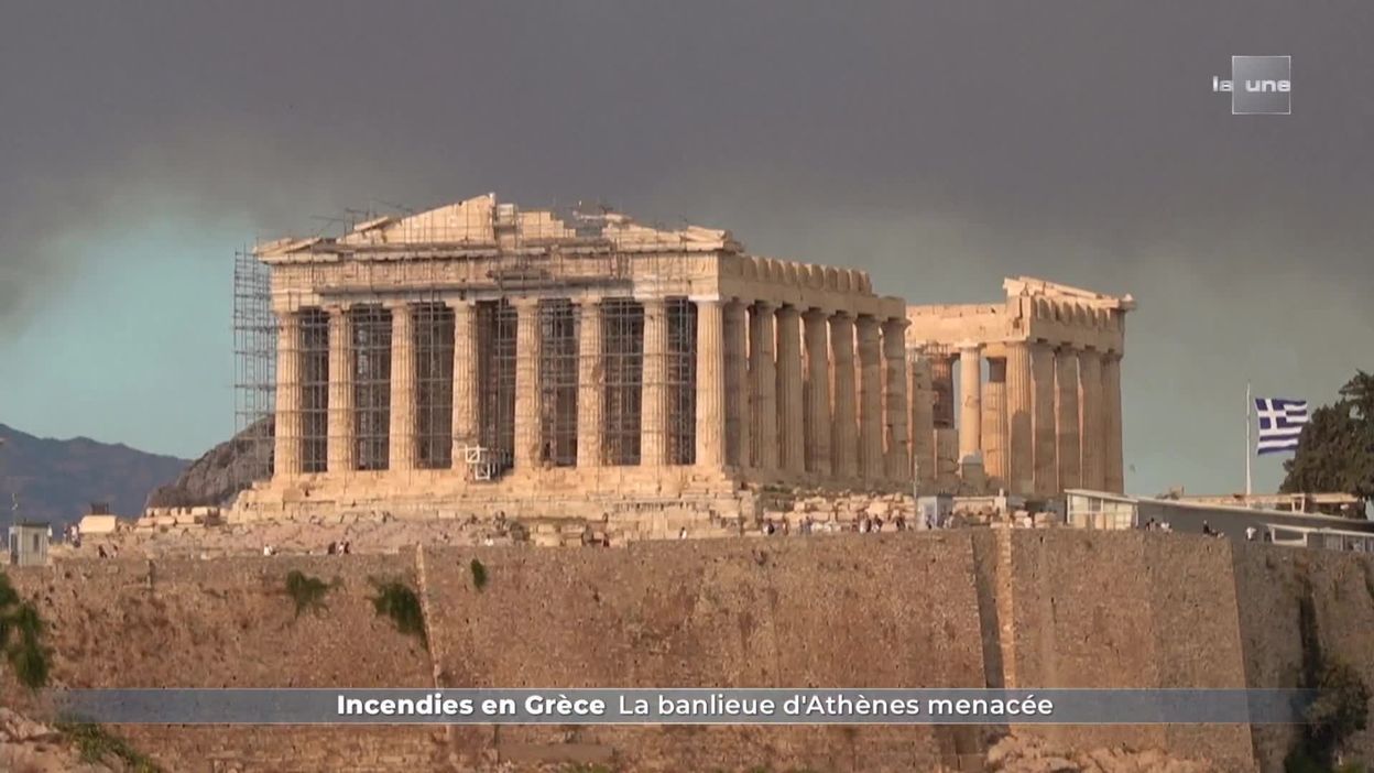 Incendies en Grèce / La banlieue d'Athènes menacée