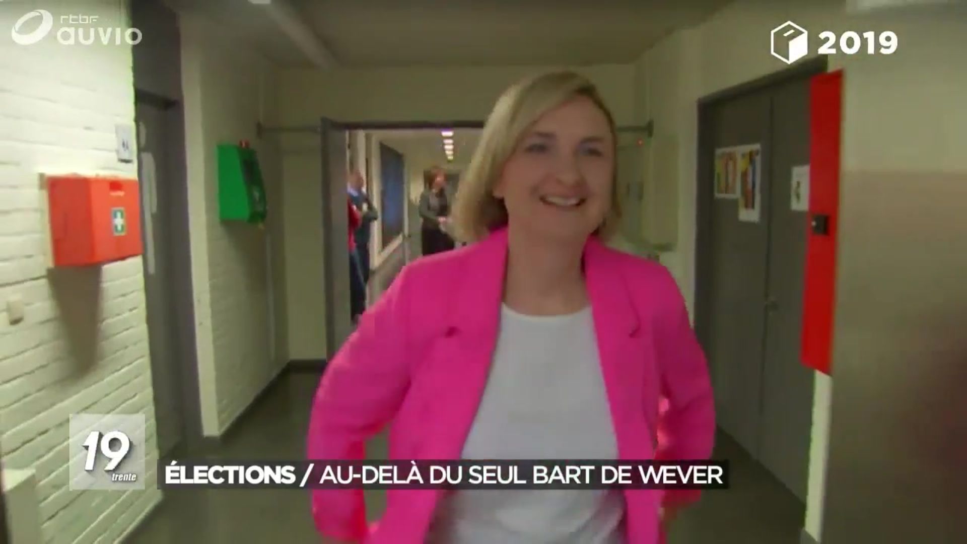 Comment Remplacer Un Wc Turc Https Www Rtbf Be Auvio Detail Queen Elisabeth Ji Won Song Mozart