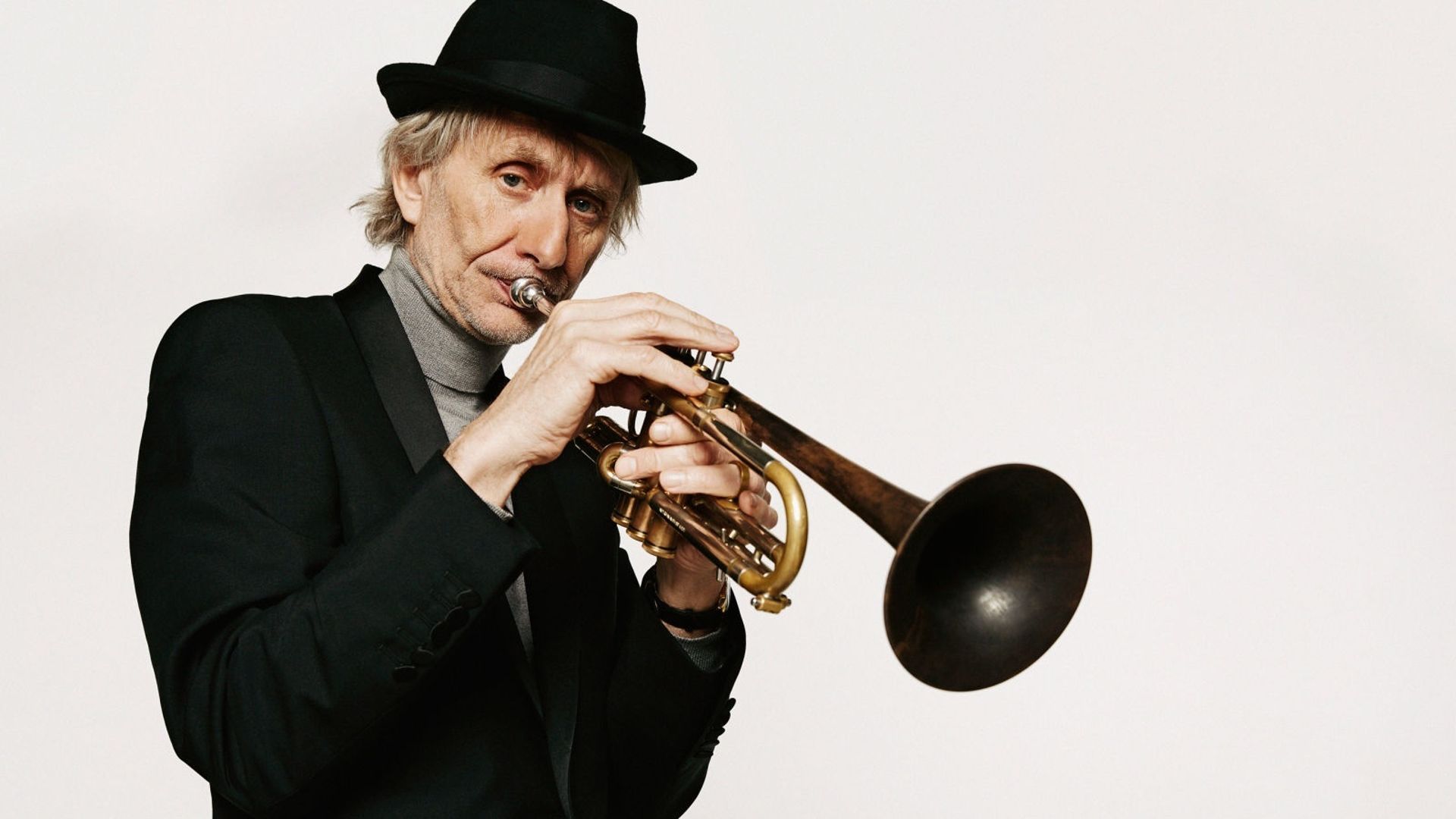 Https Www Rtbf Be Auvio Detail Helene Et Les Garcons Id 2693591 Http Ds Static Rtbf Be Image Media Object Default 16x9 1920x1080 2 8 C 28cf5ead6adfa928e88502a5d9a79155 Jpg Helene Et Les Garcons Apres Le Depart D Etienne Le Service Administratif