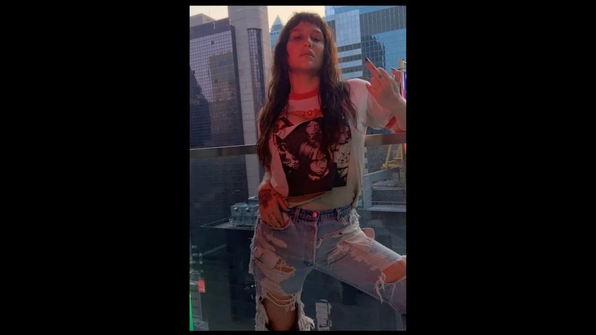 jeans ki pant fati hui