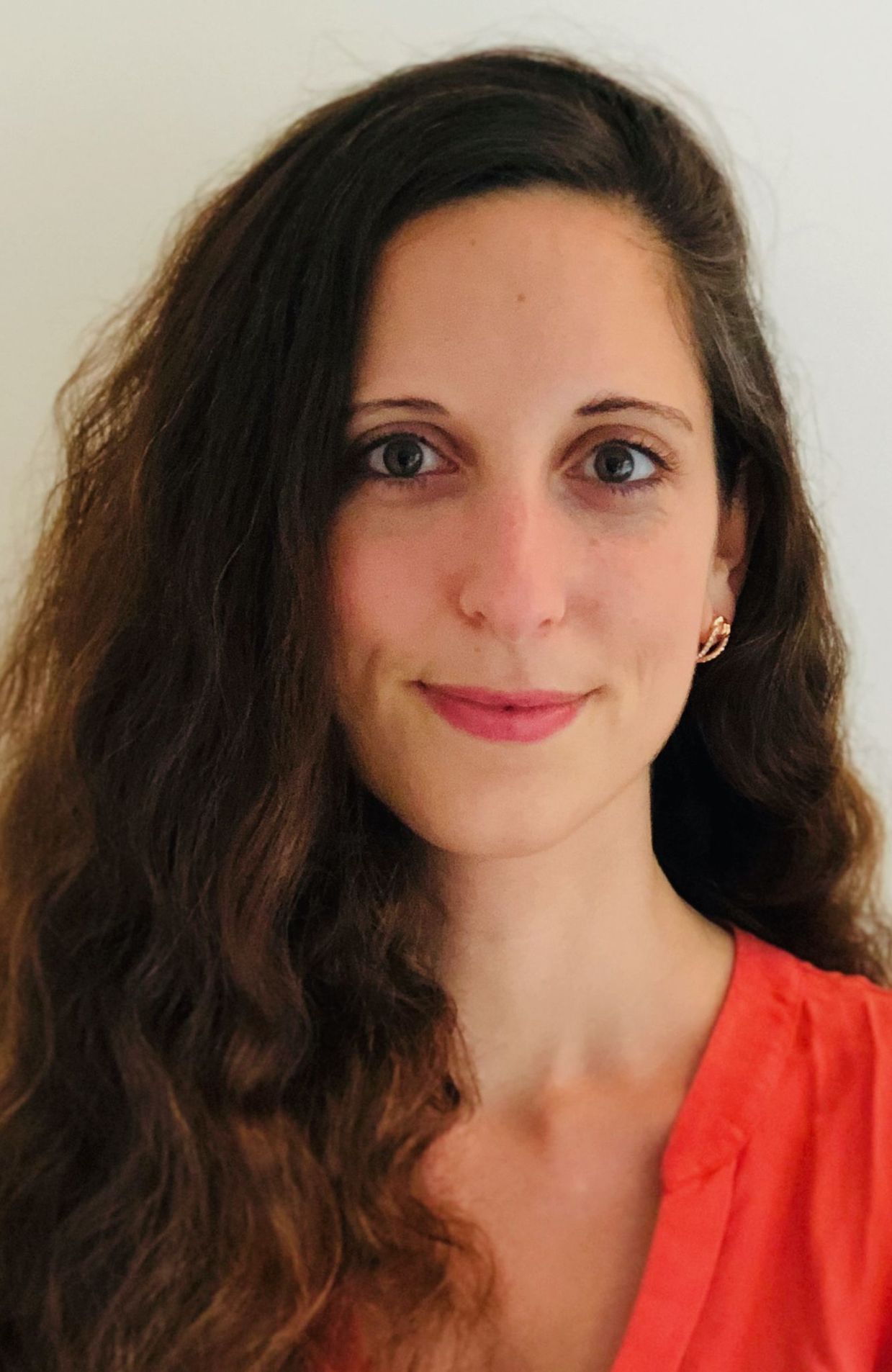 Nathalie Smuha, chercheuse à la KU Leuven en matière de droit et éthique de la technologie