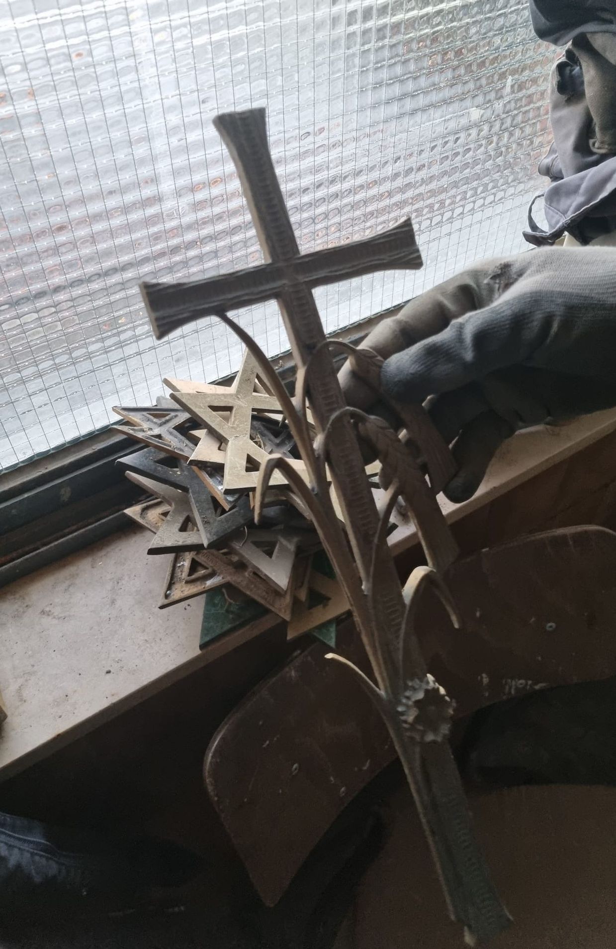 Des croix volées ont également été retrouvées à Marcinelle
