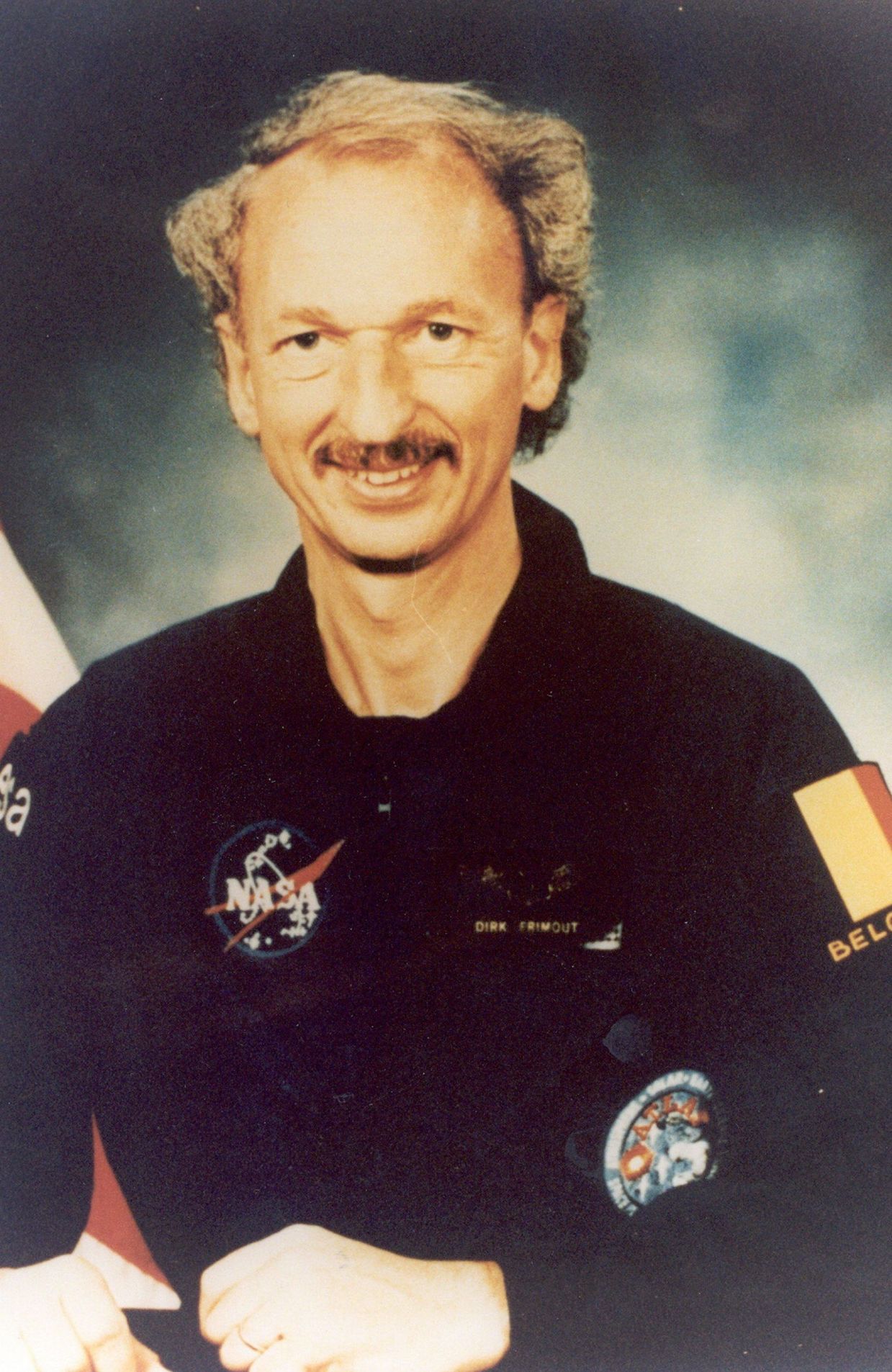 Dirk Frimout est le premier belge à partir dans l'espace. Il y est resté neuf jours. 
