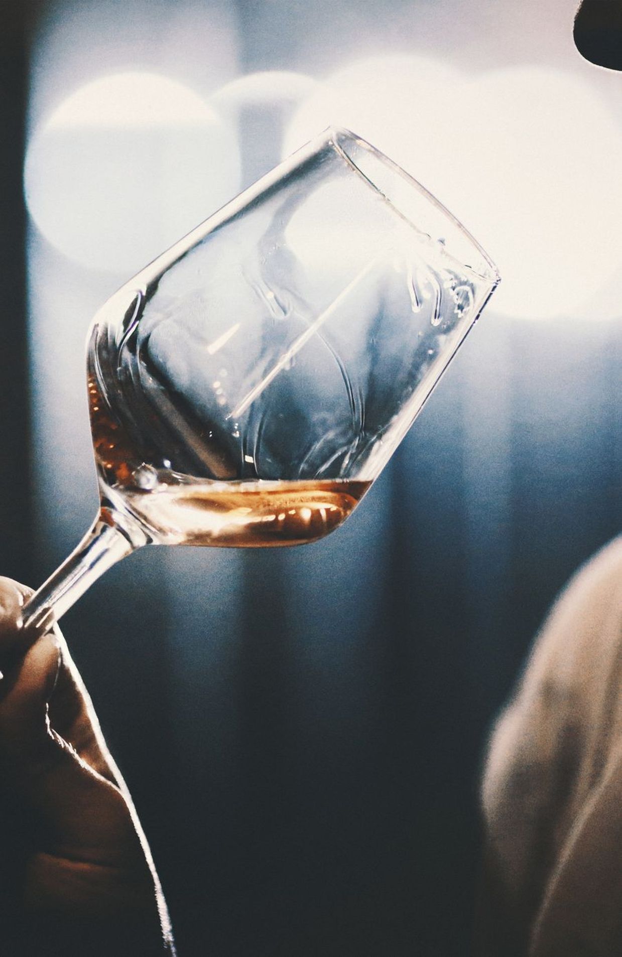 Rever D avoir Du Verre Dans La Bouche Les bons gestes pour déguster du vin - rtbf.be