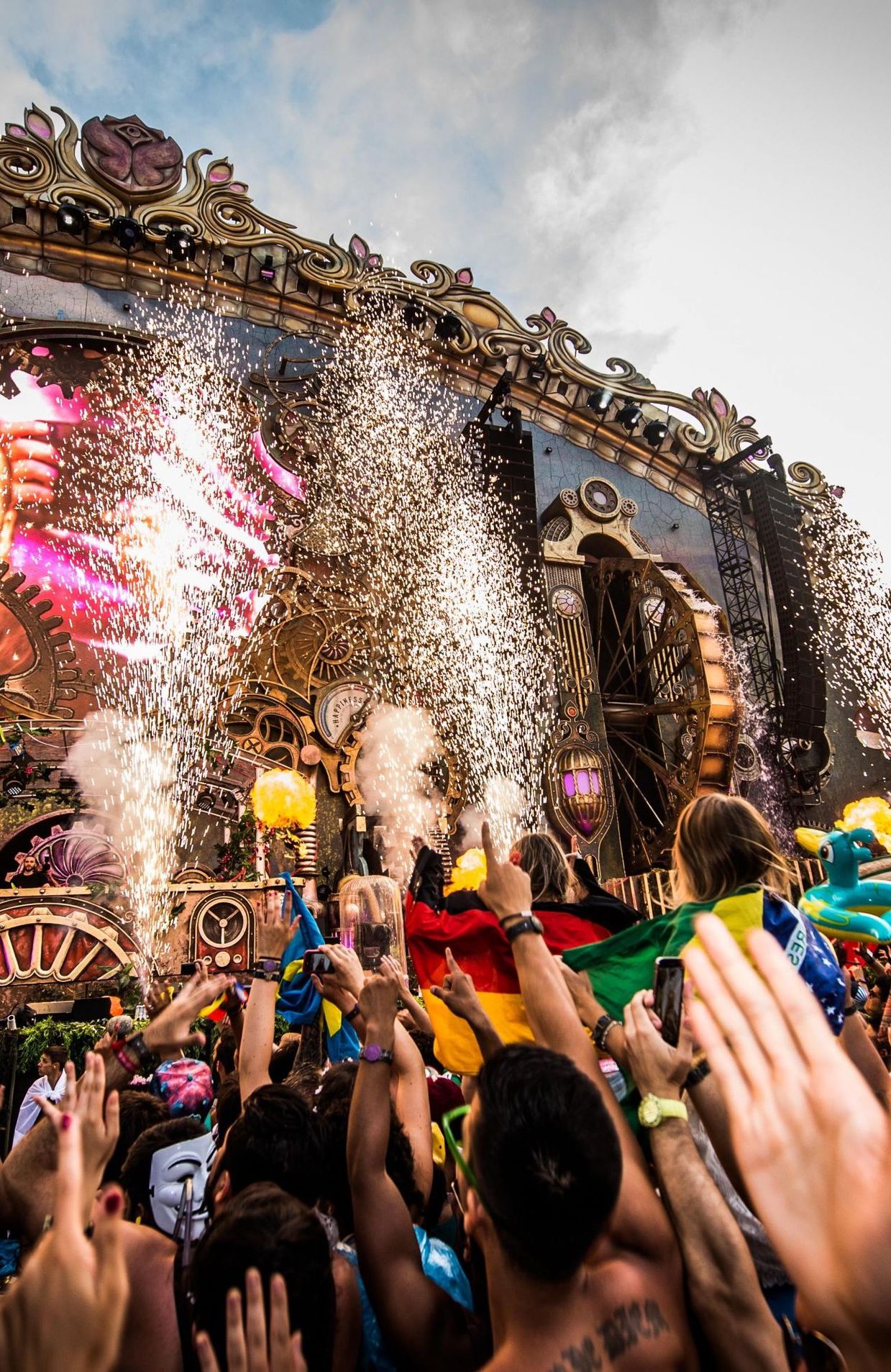 Tomorrowland Les Tickets Vendus Sur Des Sites D Annonces Seront Annules Rtbf Be