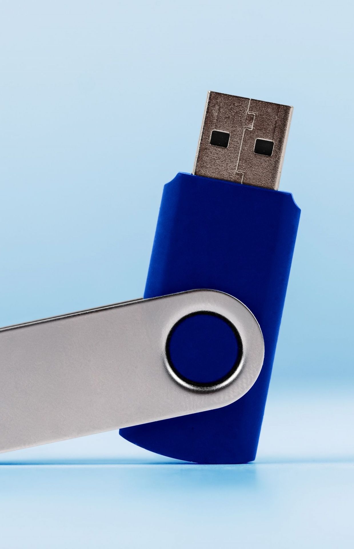 Rapide et pratique, la clé USB n'est pas le support de stockage le plus fiable pour le long terme.