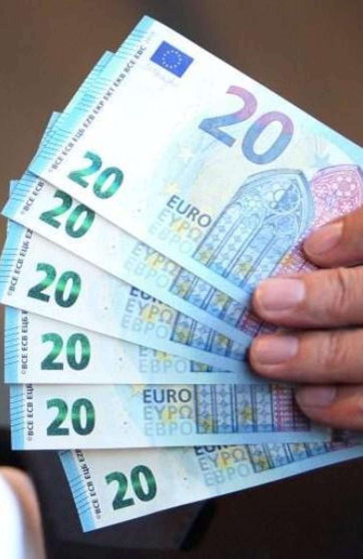 Le nouveau billet de 20 euros entre en circulation ce mercredi