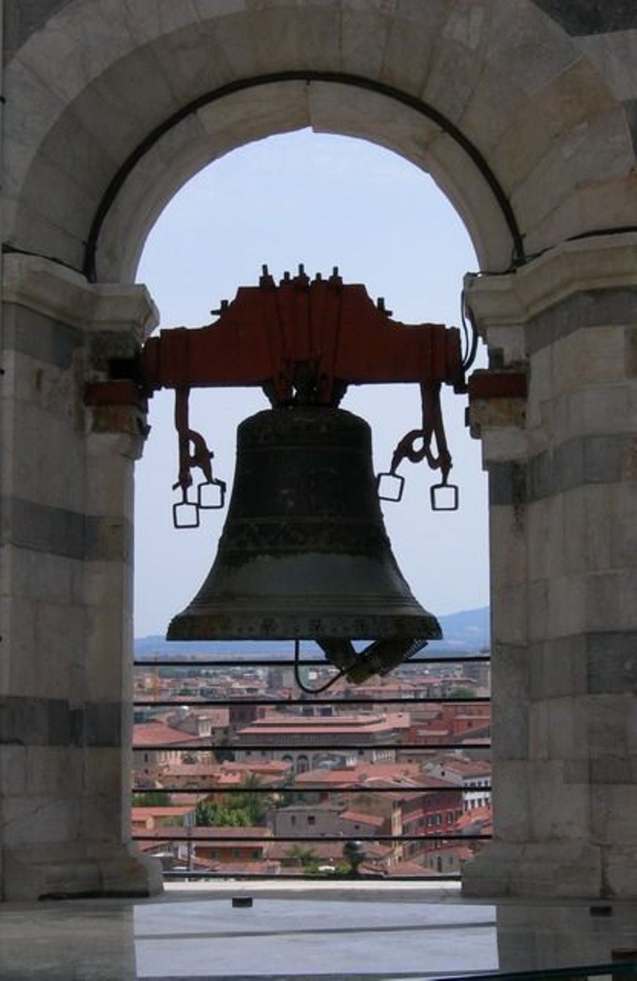 La Tour de Pise est avant tout un campanile destiné à accueillir des cloches