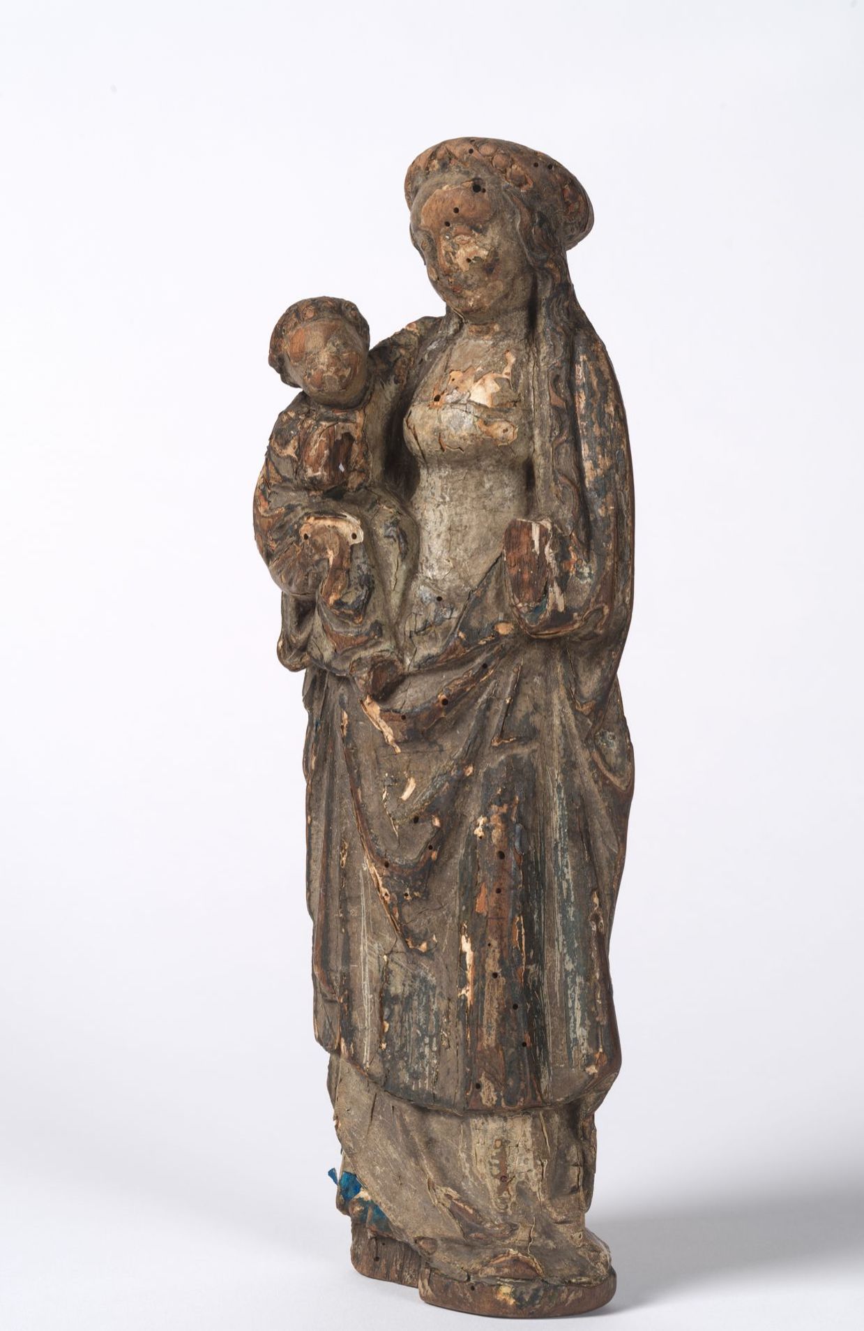 La poupée malinoise datant du 16ᵉ siècle a été endommagée par l'eau polluée 
