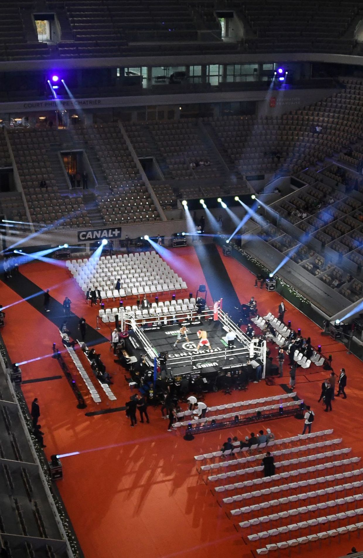 De la boxe sur le Court Central de Roland-Garros, en 2021