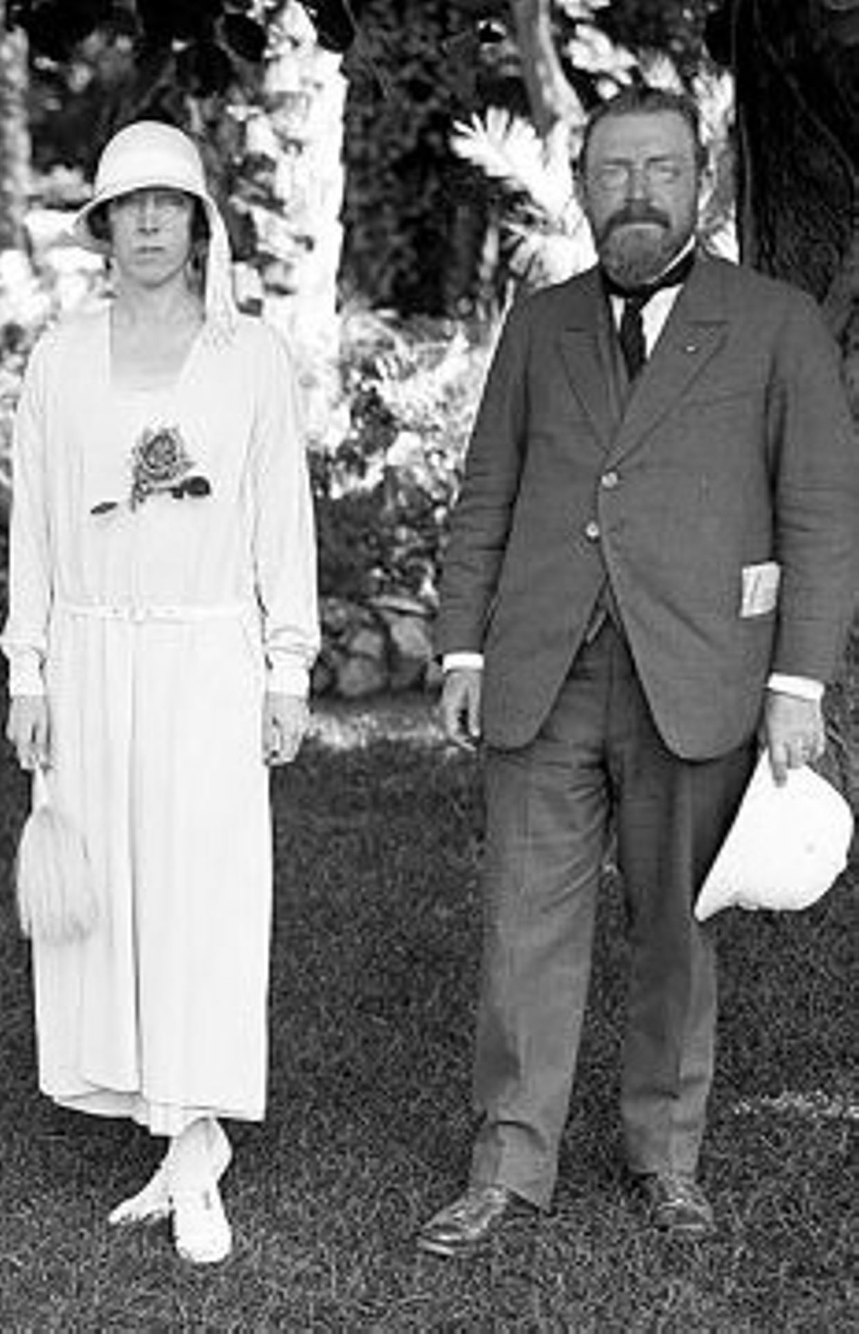 La reine Elisabeth et Jean Capart à Louxor en 1930. 