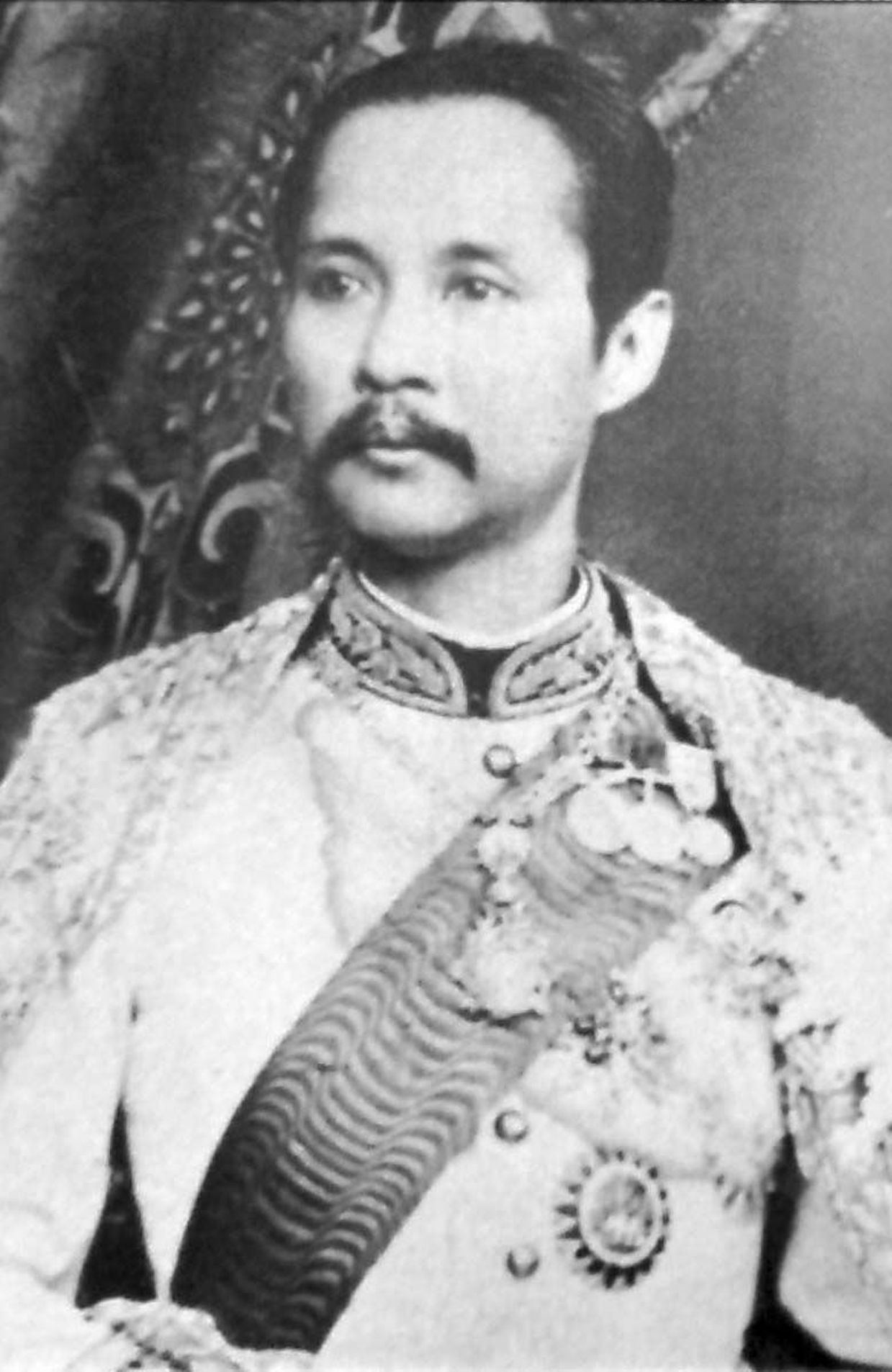Rama V,  roi de Siam de 1868 à 1910. 