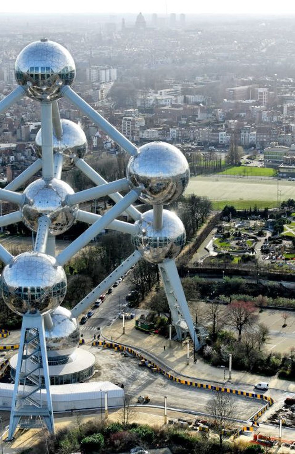 Et Si On Fetait Les 10 Ans De L Atomium Rtbf Be