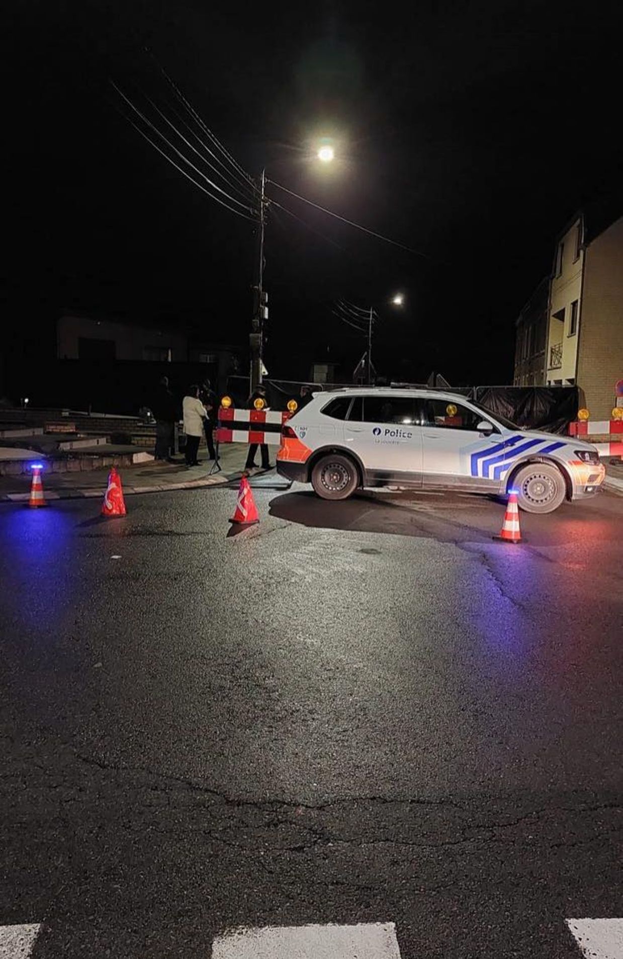 Rue des Canadiens, à Strépy, ce soir 