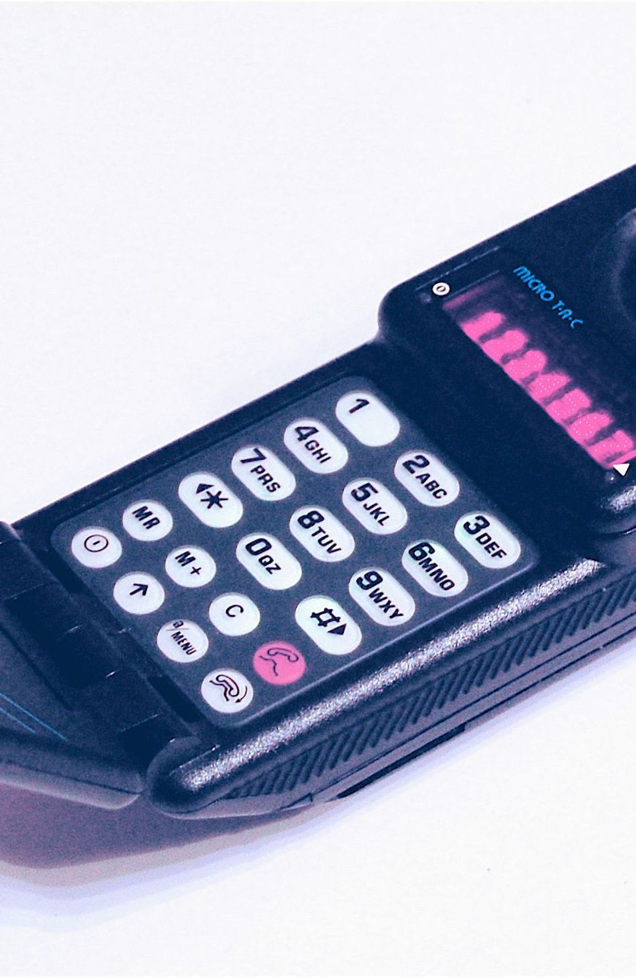 Le MicroTac est le premier GSM vraiment "portable"
