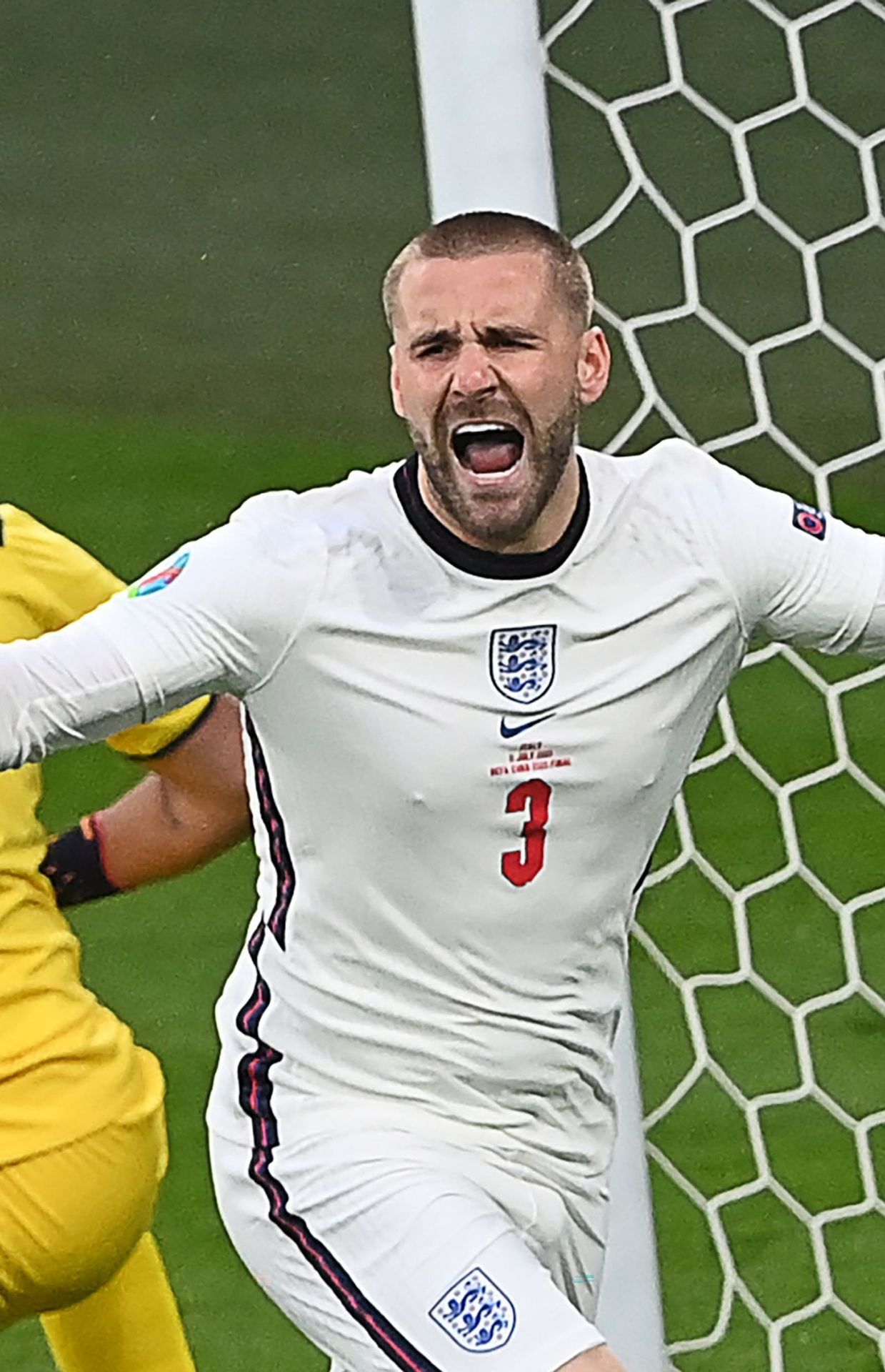 Luke Shaw ouvre la marque pour l'Angleterre à l'Euro.