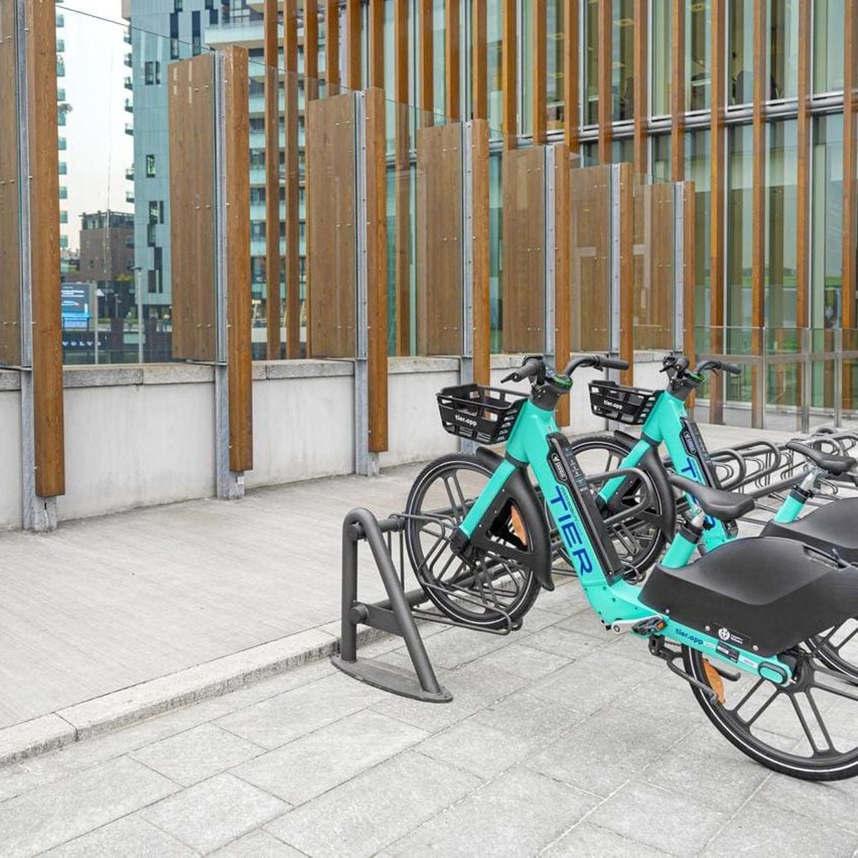 Vélos électriques en libre service : l'opérateur spécialisé TIER déploie  250 vélos électriques en libre-service sur le territoire de la ville — Liège