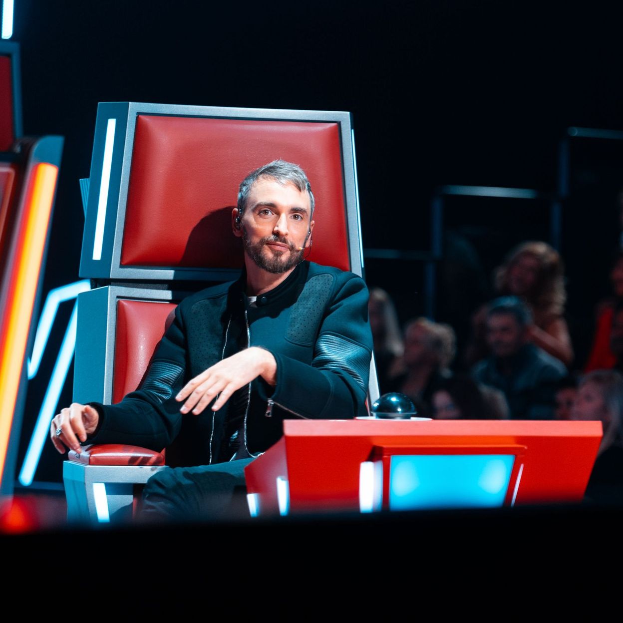 The Voice Belgique » : voici le prix exorbitant de la veste de Christophe  Willem