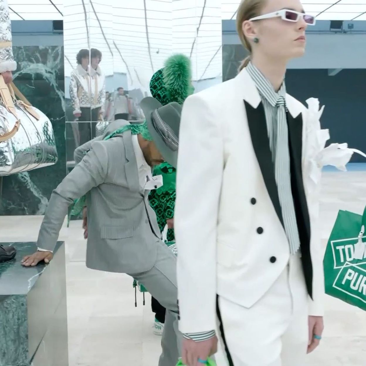 Louis Vuitton et sa mode homme en vedette cet été aux Galeries