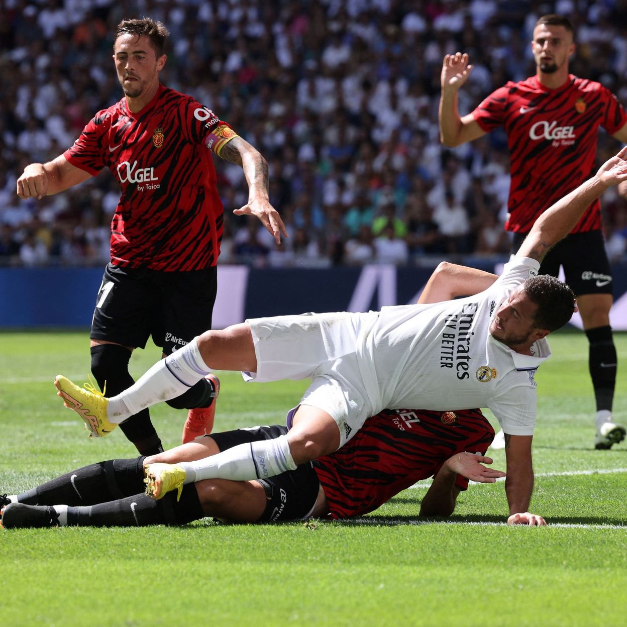 Nouvelle blessure pour Eden Hazard touch au genou RTBF Actus