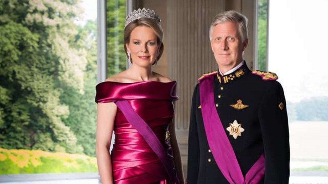 Voici Les Nouvelles Photos Officielles Du Roi Philippe Et De La Reine