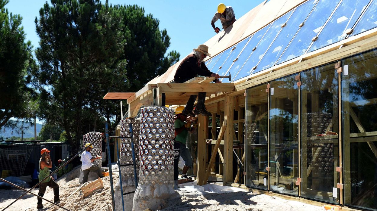 L’habitat léger séduit en Wallonie, mais se régule aussi - RTBF Actus