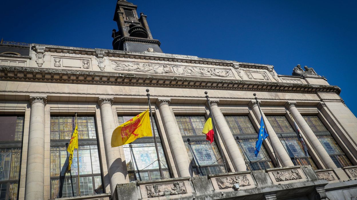 Charleroi inaugure le quartier rénové de la Ville Haute RTBF Actus