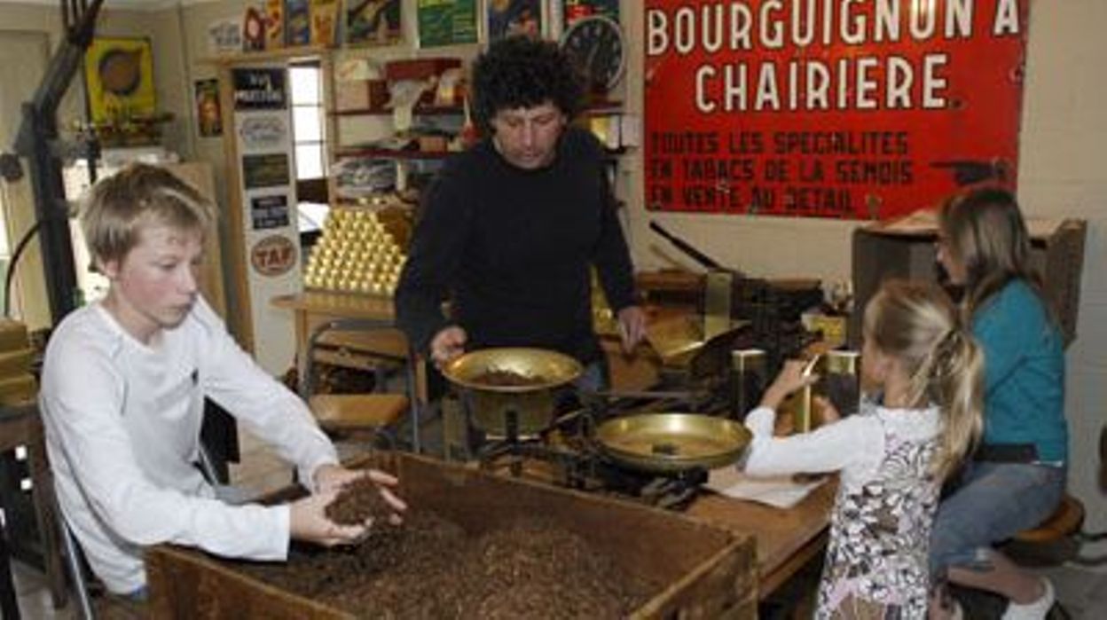 Connaissez vous le tabac de la Semois ? Et Bouillon au Siècle des