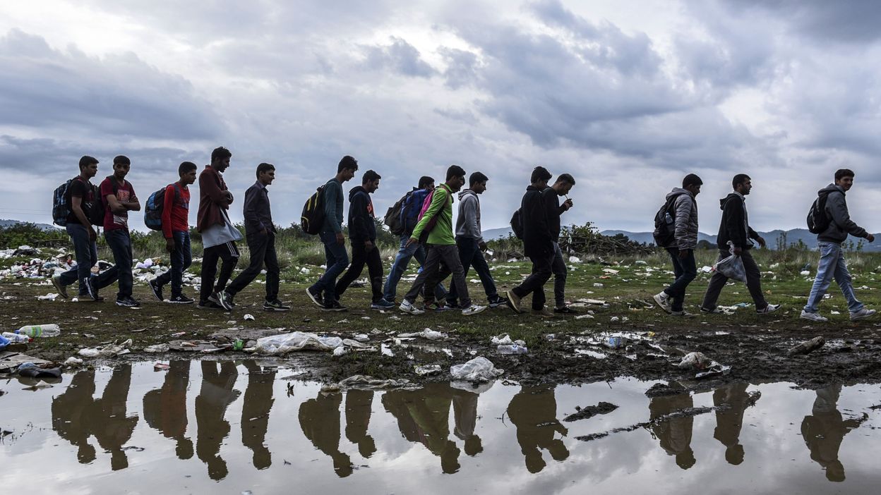 Pourquoi Les Réfugiés Fuient Leur Pays Au Lieu De Le Défendre Devrions Nous Les Former