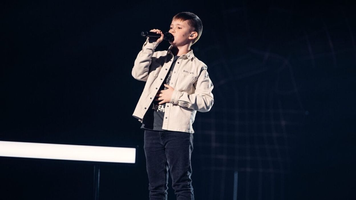 The Voice Kids : Mathieu veut 'Allumer le feu' sur la scène des K.O - RTBF  Actus