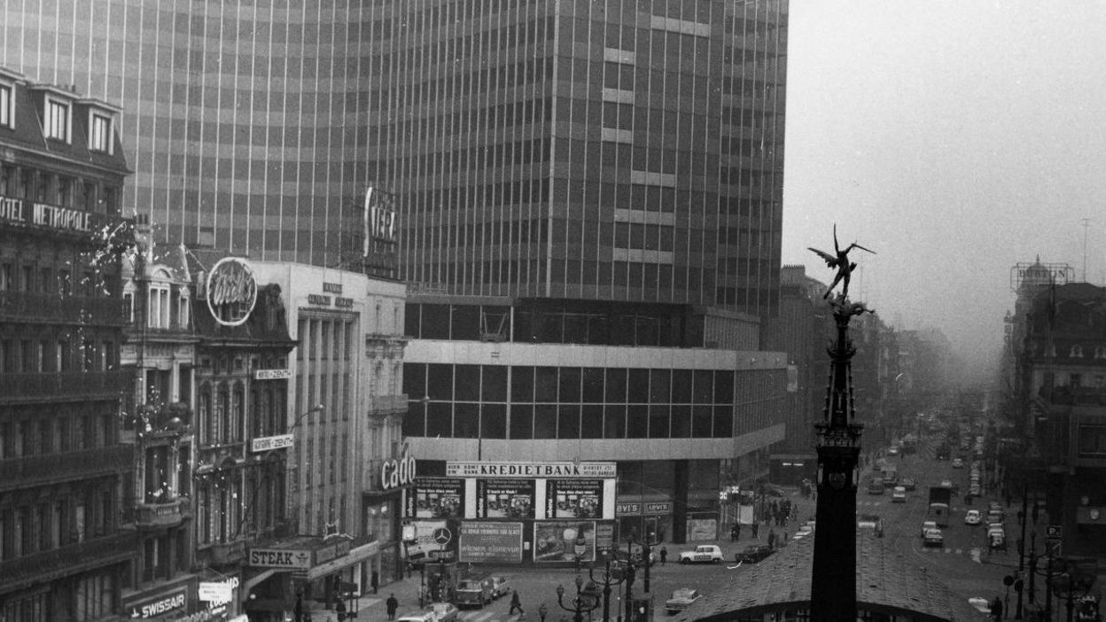 Les archives de la Ville de Bruxelles en cours de numérisation RTBF Actus