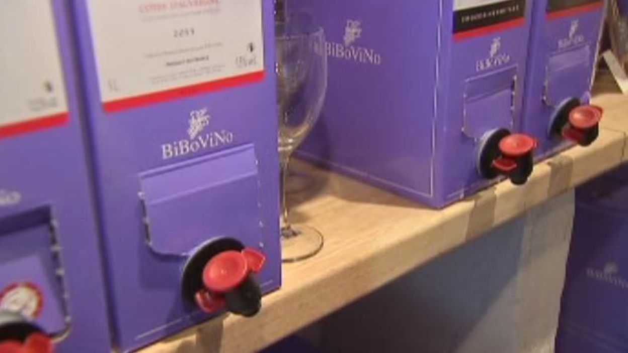 Un Cubitainer De Vin