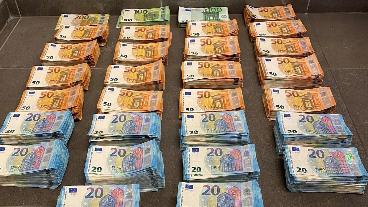 une-somme-d-argent-record-de-1-78-million-d-euros-saisie-molenbeek