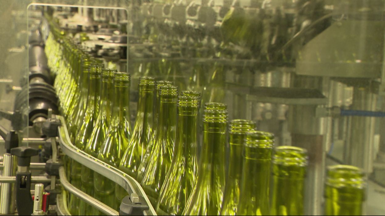 Un vin #bio et sans alcool distribué par une entreprise liégeoise