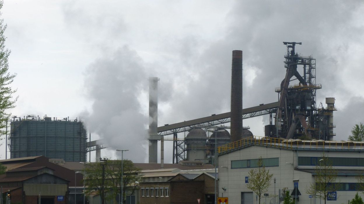 Le futur de la sidérurgie liégeoise revient sur la table du ...
