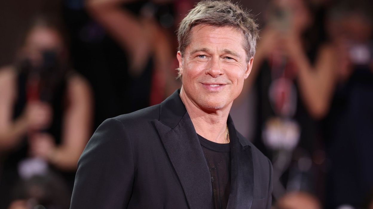 En couple avec un faux Brad Pitt, une Française perd 800.000 euros