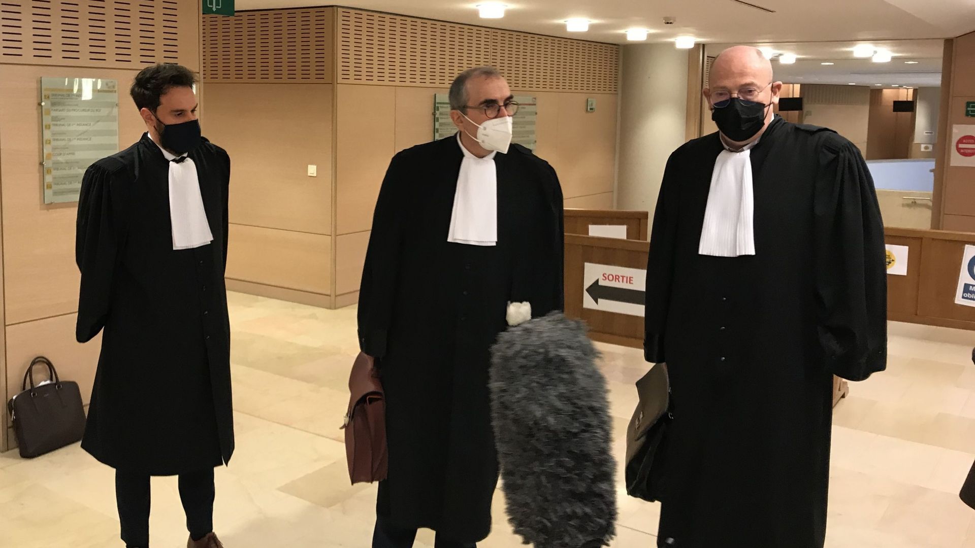 Les avocats de Paul Heyse et Stéphane Moreau à la sortie de l'audience au Palais de Justice de Liège.