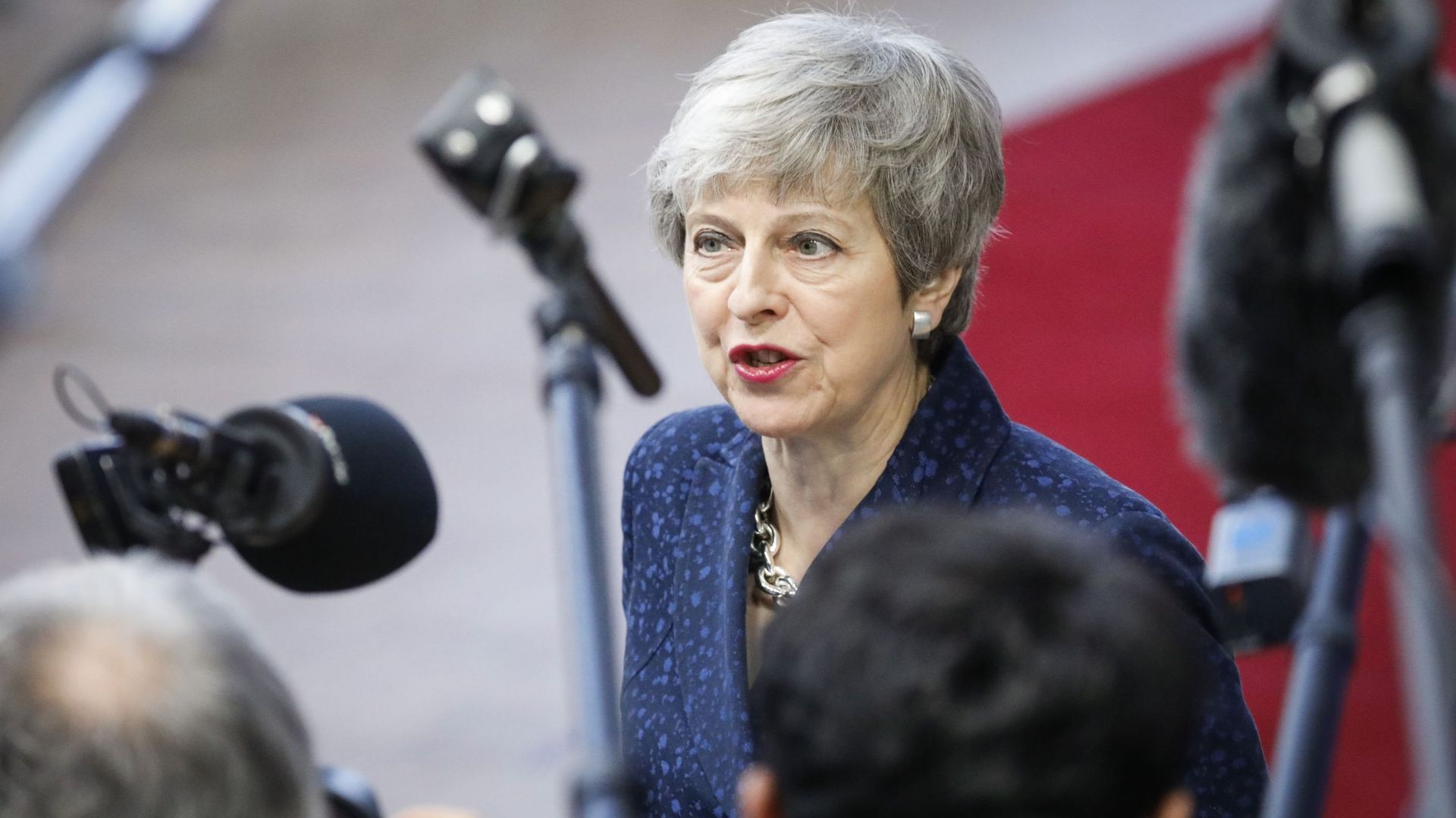 Theresa May accuse le gouvernement de menacer "l'intégrité du Royaume-Uni" avec son projet de loi qui revient sur le Brexit