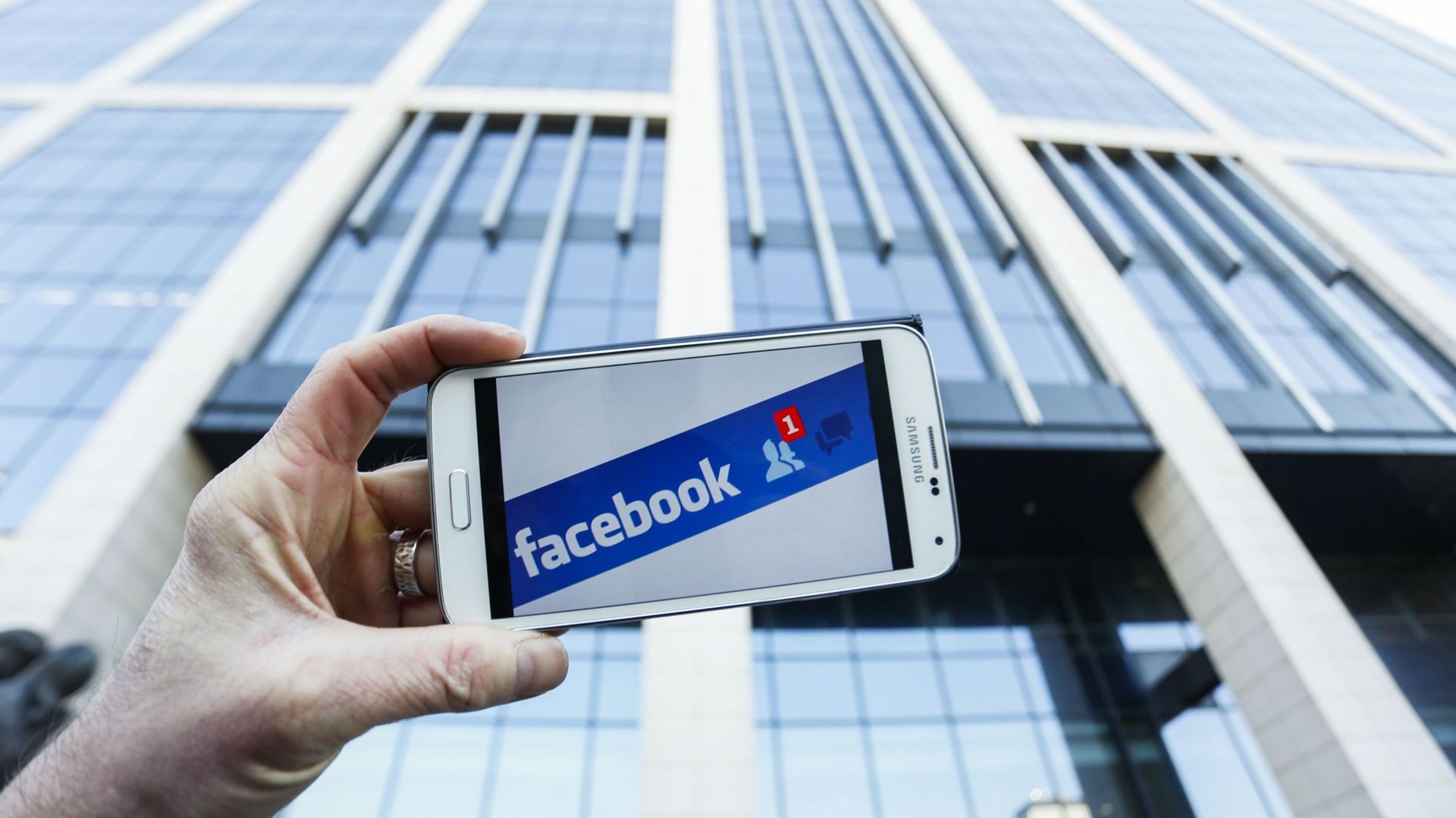 Plus de 3 millions de comptes FB ont fait l'objet de fuites en Belgique: l'APD met en garde