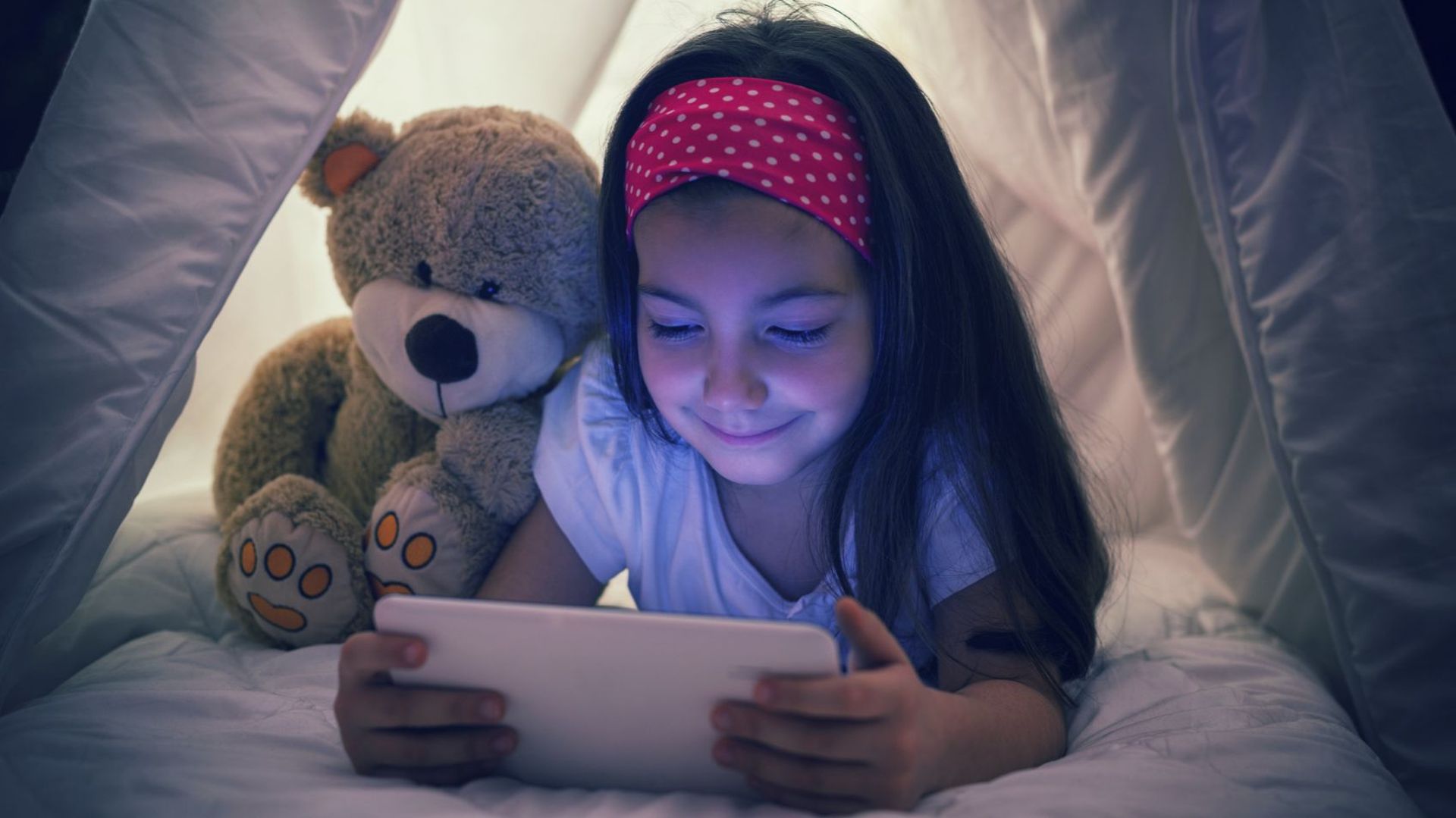 Un eBook au lit : les appareils connectés au coeur des familles